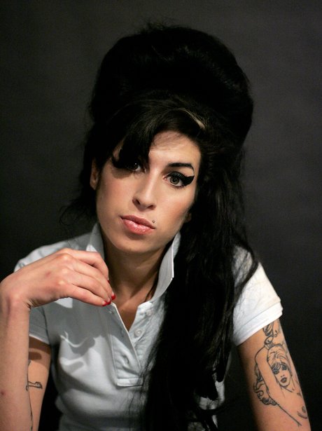 Amy Winehouse in the UK - Amy Winehouse: Her Life in Photographs - Heart