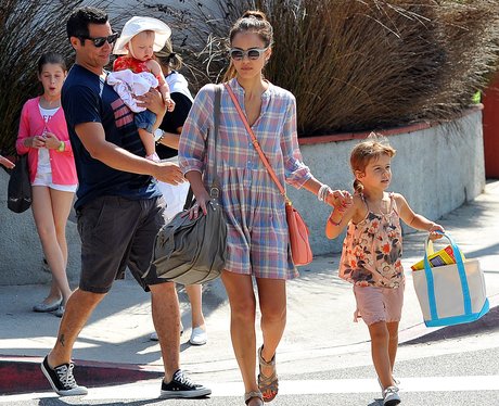 Jessica Alba and Cash Warren with Children - Happy Families - Heart