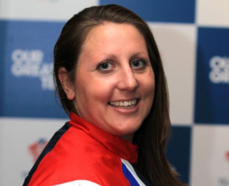 Louise Jukes from Ipswich - Handball