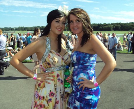 Newbury Racecourse Ladies Day