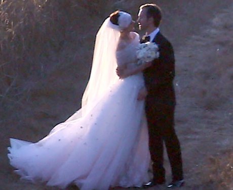 Anne Hathaway & Adam Shulman wedding