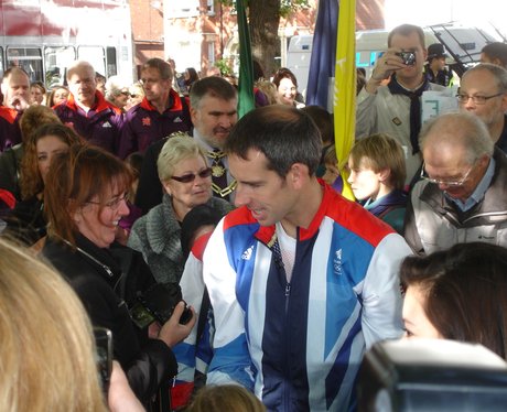 Etienne Stott Homecoming