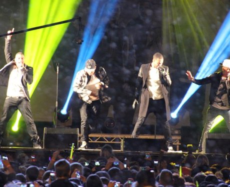 The Mall Christmas Lights with JLS