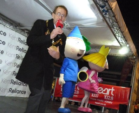 Gillingham Christmas Light Switch On!
