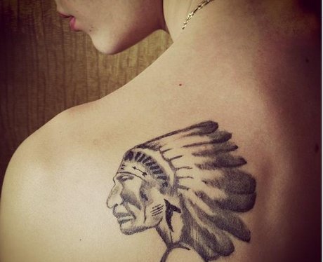Justin Bieber new tattoo on his shoulder