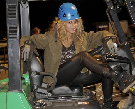 Beyonce wearing a hard hat