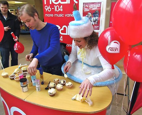 Heart's Pop Up Cake Shop At The Centre MK