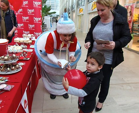 Heart's Pop Up Cake Shop At The Centre MK