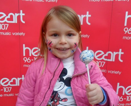 Heart's Pop Up Cake Shop At The Centre MK