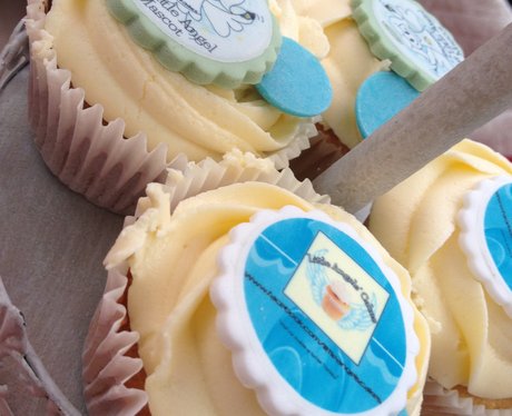 Heart's Pop Up Cake Shop At The Centre MK