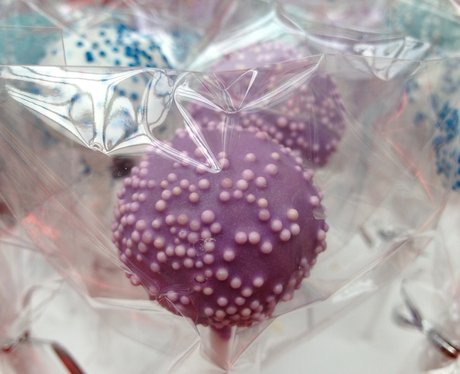Heart's Pop Up Cake Shop At The Centre MK