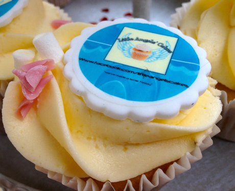 Heart's Pop Up Cake Shop At The Centre MK