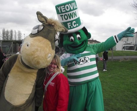 Heart & Wincanton Racecourse Family Fun Day