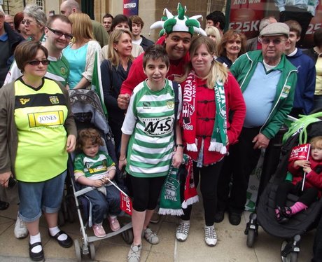 Heart & Yeovil FC Parade