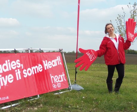 Heart Cheering Zone at Aylesbury Race for Life 19/