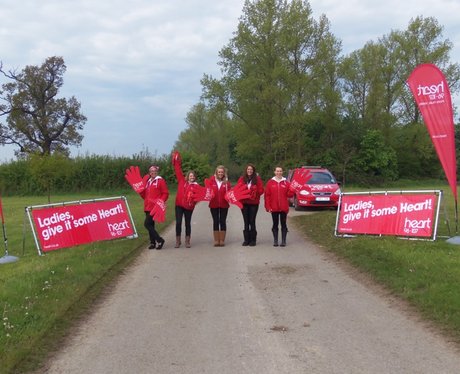 Heart Cheering Zone at Aylesbury Race for Life 19/