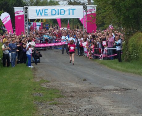 Medal Time - Aylesbury Race for Life 19/05/2013