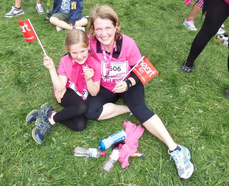 Medal Time - Aylesbury Race for Life 19/05/2013