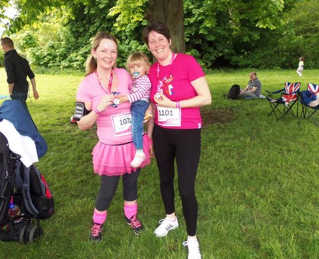 Medal Time - Aylesbury Race for Life 19/05/2013