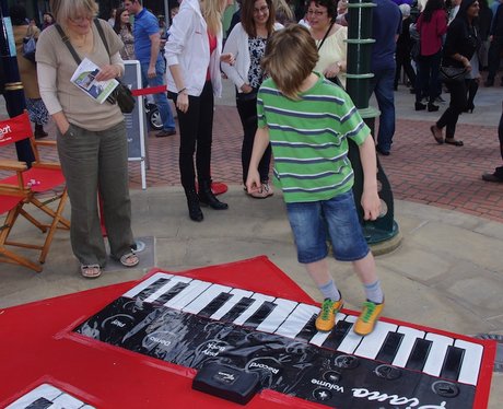 Alicia Keys Fans in Brindley place