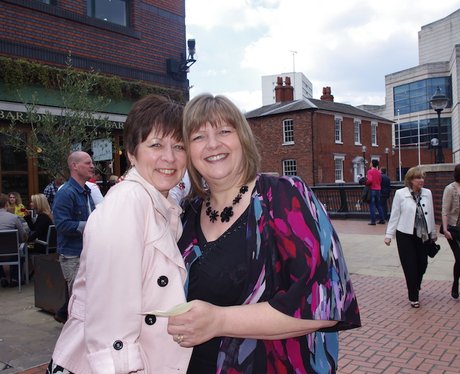 Alicia Keys Fans in Brindley place