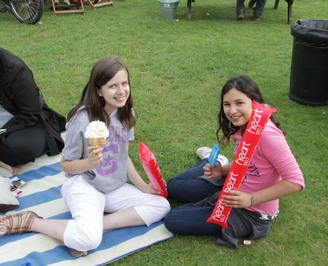 Comedy Hullabaloo Sunny Weekend at Statford Upon A