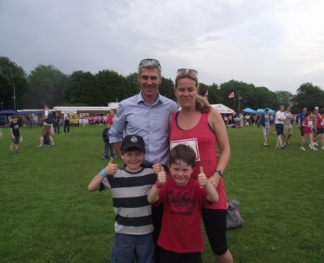Cheering - Basingstoke Race for Life 19/06/2013