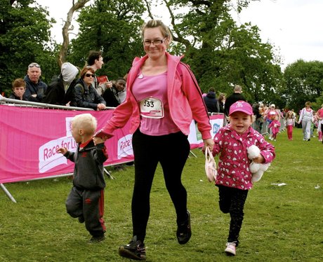 Race For Life Luton Finish Line
