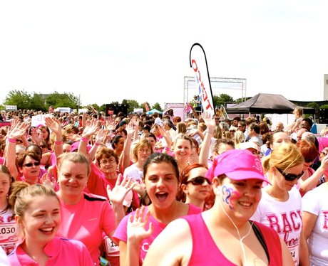 The Ladies at the Start line at Race for Life MK