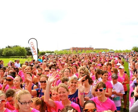 The Ladies at the Start line at Race for Life MK