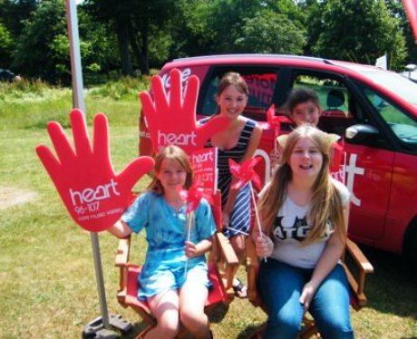 Did you bump into the Heart Angels at the kite fes