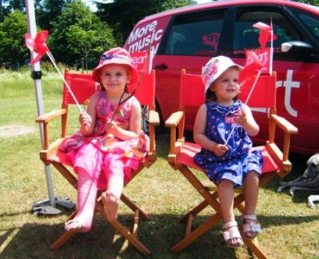 Did you bump into the Heart Angels at the kite fes
