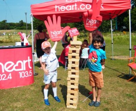 Did you bump into the Heart Angels at the kite fes