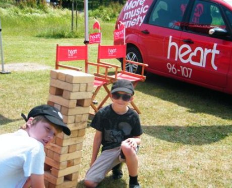 Did you bump into the Heart Angels at the kite fes