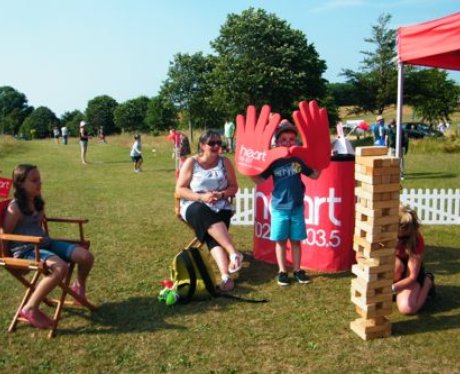 Did you bump into the Heart Angels at the kite fes