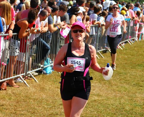 Oxford Race for Life Finish Line