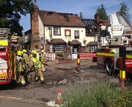 500 year old pub damaged in blaze