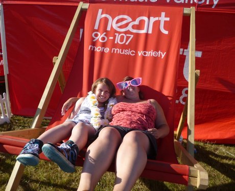 Jessie J - The Giant Deckchair