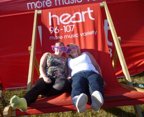 Jessie J - The Giant Deckchair