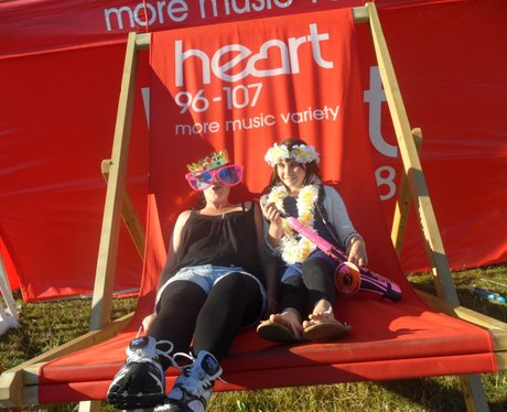 Jessie J - The Giant Deckchair