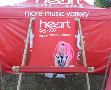 Jessie J - The Giant Deckchair 3