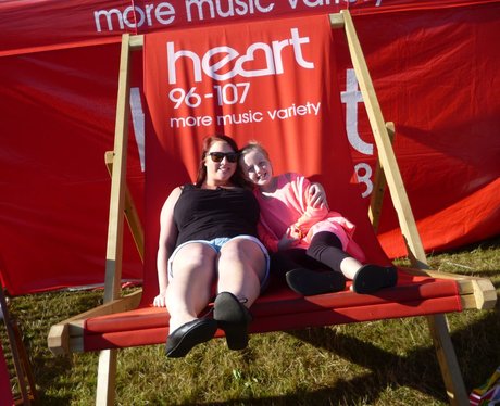 Jessie J - The Giant Deckchair