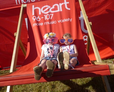 Jessie J - The Giant Deckchair 4