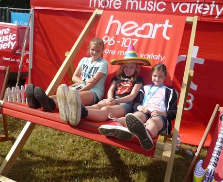 Jessie J - The Giant Deckchair 4