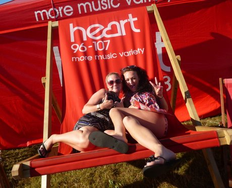Jessie J - The Giant Deckchair 4