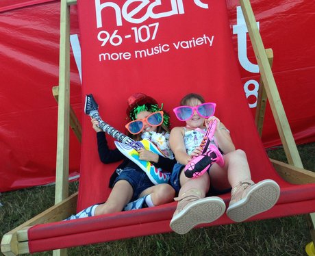 Jessie J - The Giant Deckchair 5