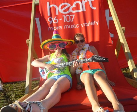 Jessie J - The Giant Deckchair