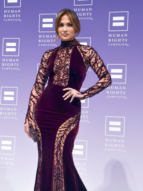 Jennifer Lopez attends the 2013 HRC National Dinn