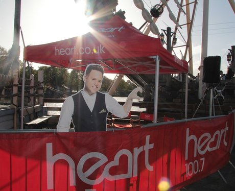 Give it some Heart - Drayton Manor Fireworks