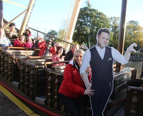 Give it some Heart - Drayton Manor Fireworks Sunda